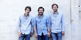 Thomas Diez, Samy Ziani et Emmanuel Denieau, les trois fondateurs de la start-up Hast.