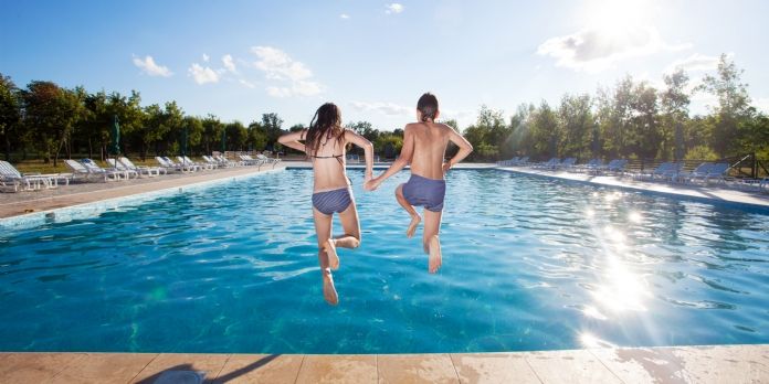 Piscine Discount dans le grand bain du e-commerce