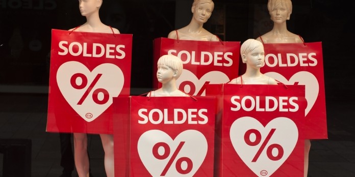 Les soldes d'hiver reportées au 20 janvier