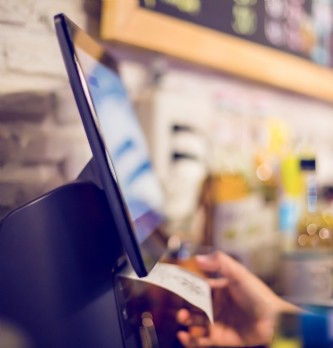 Baromètre & Etude : France : les ventes de détail chutent de 24% en mars