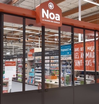 Stratégie Retail : Pré-ouverture d'un shop-in-shop Noa au sein d'un magasin Carrefour