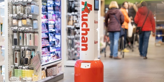 Auchan Retail introduit des robots autonomes dans ses magasins portugais