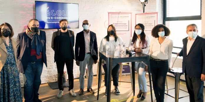 Showroomprivé renforce son école e-commerce avec Oney