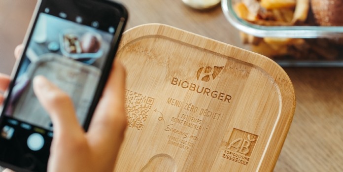 Uber Eats expérimente un système de consigne à Paris avec l'enseigne Bioburger