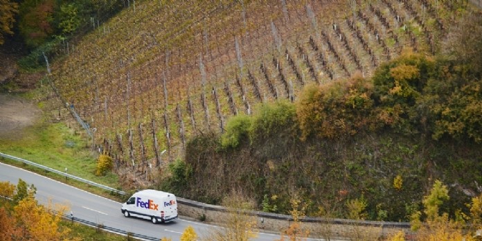 FedEx étend son service international avec livraison à jour défini en Europe
