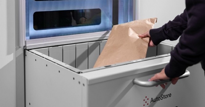 Les robots AutoStore renforcent le click and collect