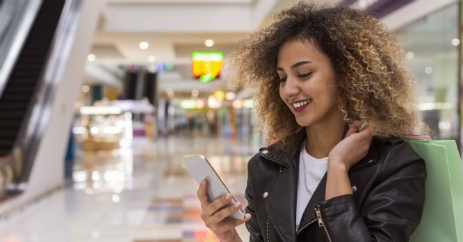 Les centres commerciaux, résilients malgré les restrictions