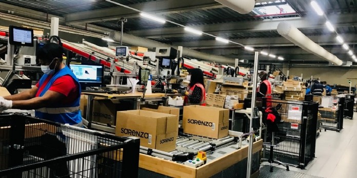 Reportage Dans les coulisses du Black Friday chez Sarenza