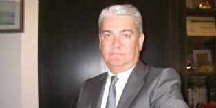 Jean-Georges Vernet est élu président de la FVD